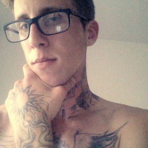 Meet your Posher, Ethan